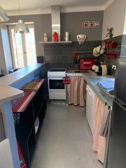 La Croquante Face Au Chateau Appartamento